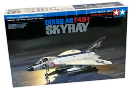 Tamiya Douglas F4D-1 Skyray modelfly