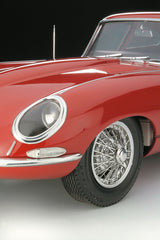 Revell Jaguar E-Type 1:8 - modelbil