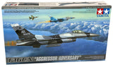 Tamiya F-16C/N "Aggressor / Adversary" modelfly
