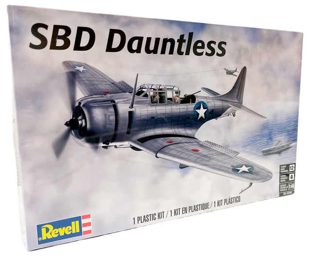 Revell SBD Dauntless modelfly