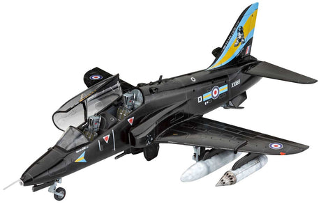 Revell BAe Hawk T.1 Jagerfly - Med lim og maling