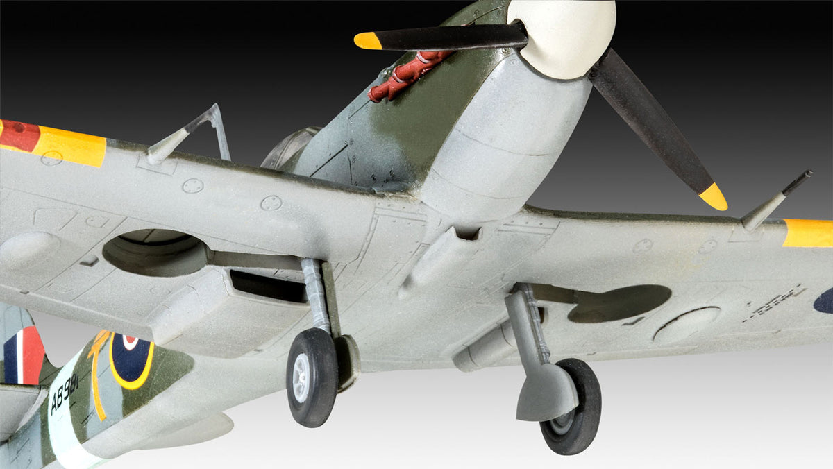 Revell Combat Set Bf109G-10 & Spitfire Mk modelfly - 1:72 - Med lim og maling
