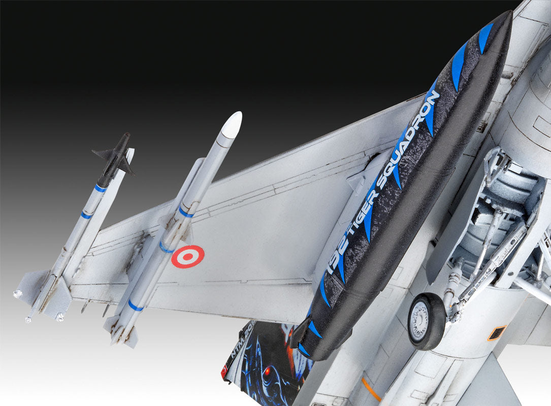 Revell Fighting Falcon F-16D