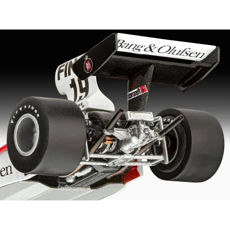 Revell Model Set Surtees TS16/03 - 1:32 Modelbil